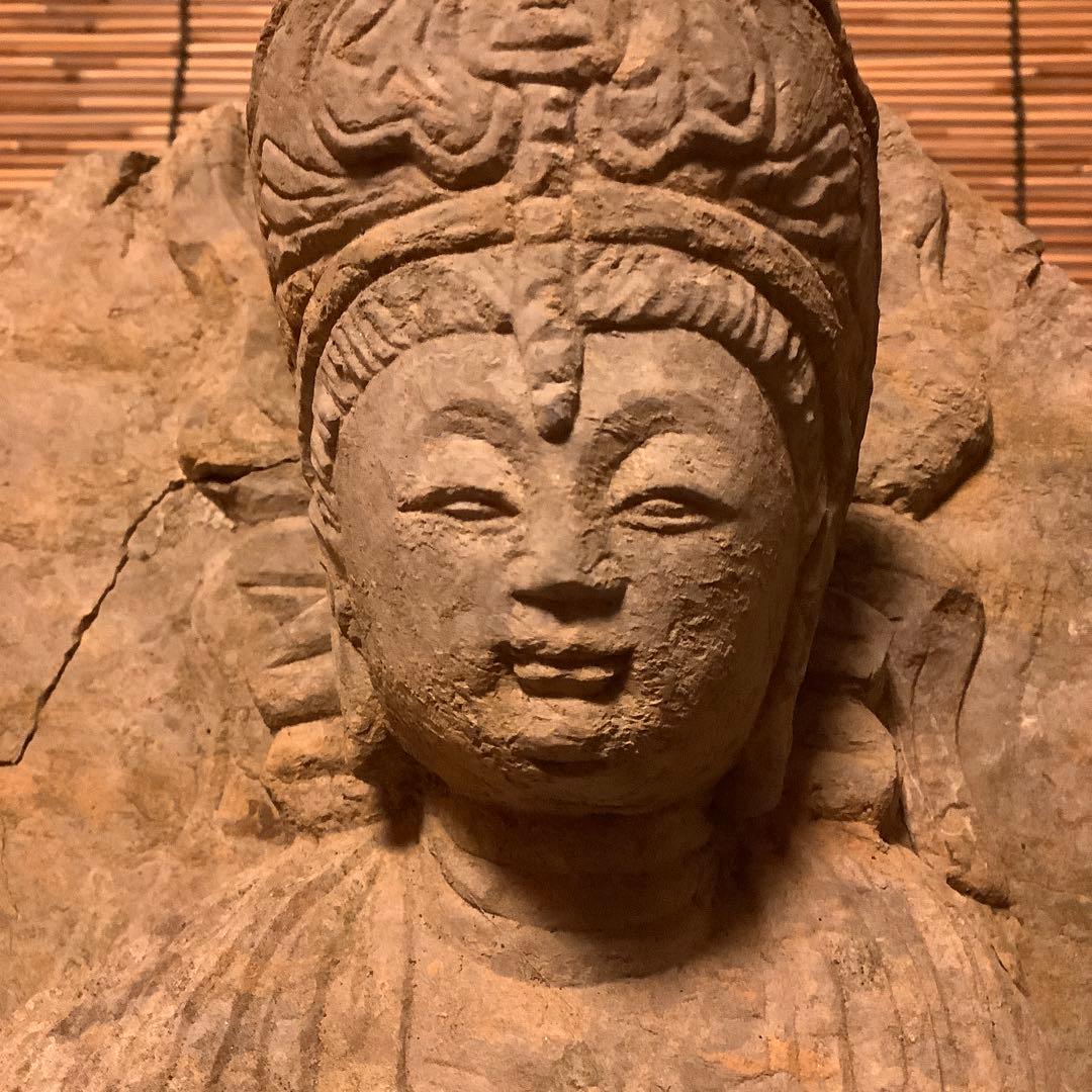 朝鮮・三国時代「静寂と慈悲の水月観音菩薩半跏像」高句麗・新羅・百済・天平・石仏