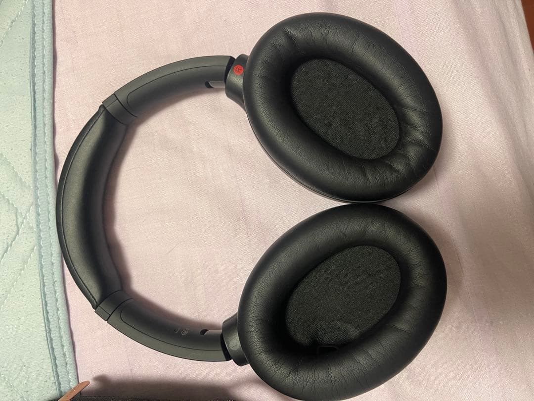 SONY WH-1000XM4 ワイヤレスヘッドホン 純正ケース付 美品箱あり