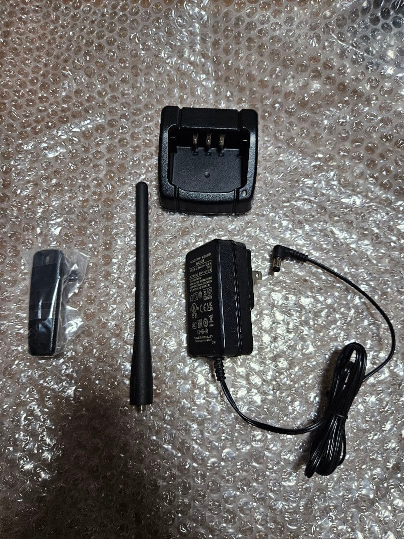 YAESU FT-65 デュアルバンドトランシーバー　アマチュア無線