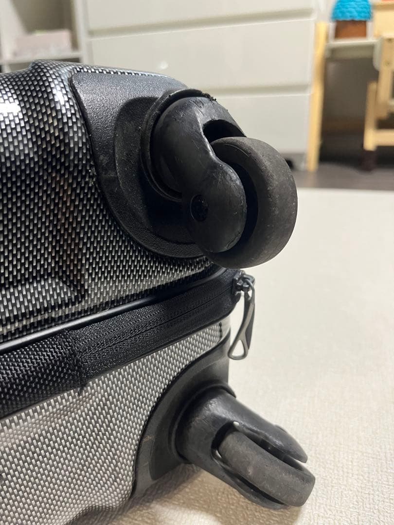 Tumi ブラック 軽量小型キャリーケース