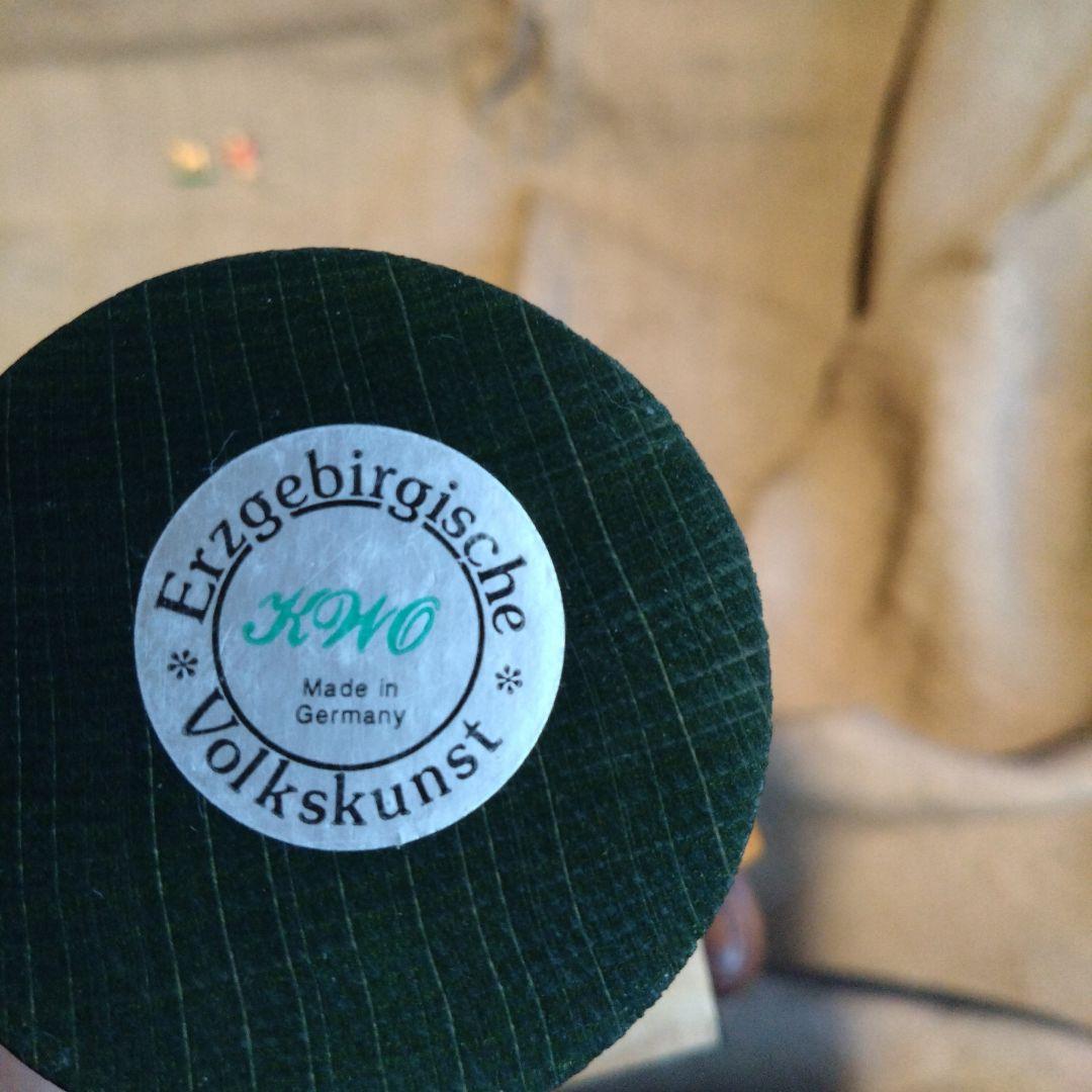 煙出し人形　白い髭のおもちゃ売り屋さん