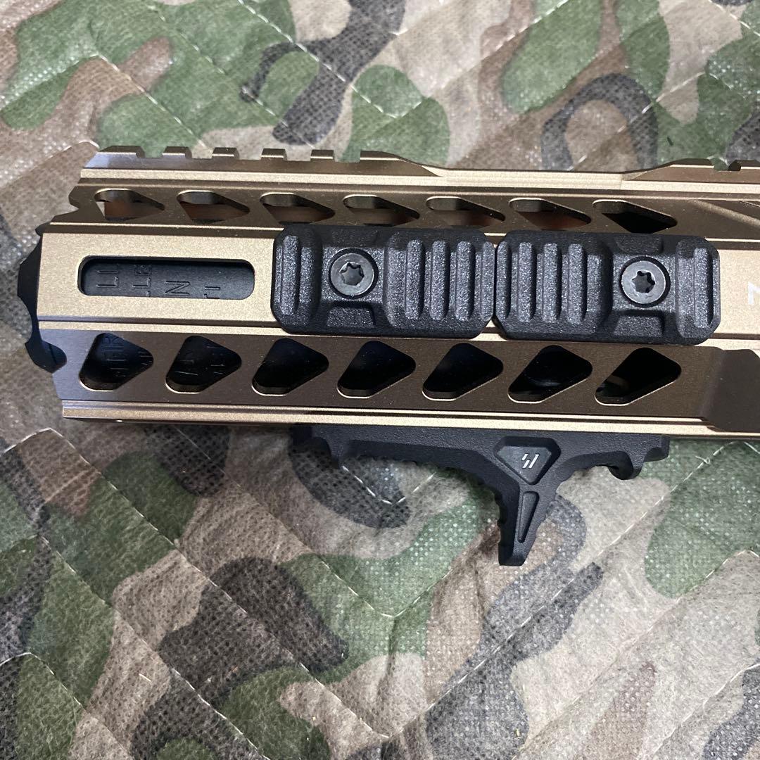 ヌ*ヌ様 東京マルイ M4 HC strike industries PDW