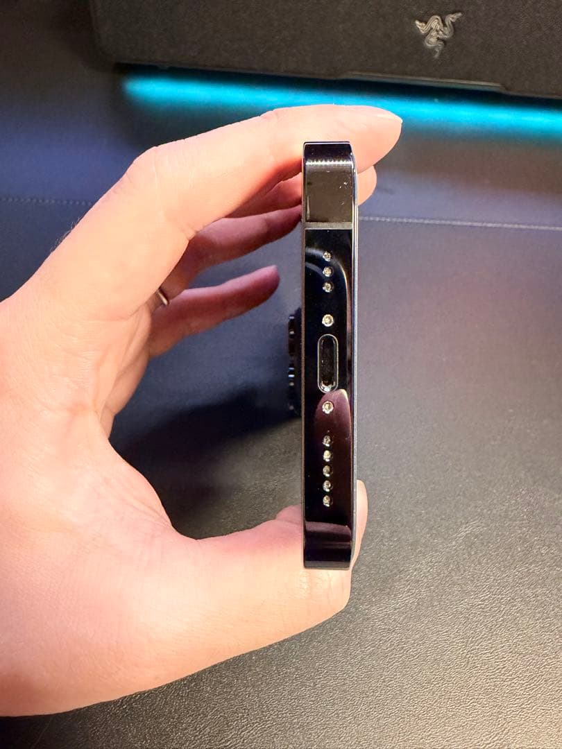 【良品/ケース付】iPhone 14 Pro 256GB SIMフリー ブラック