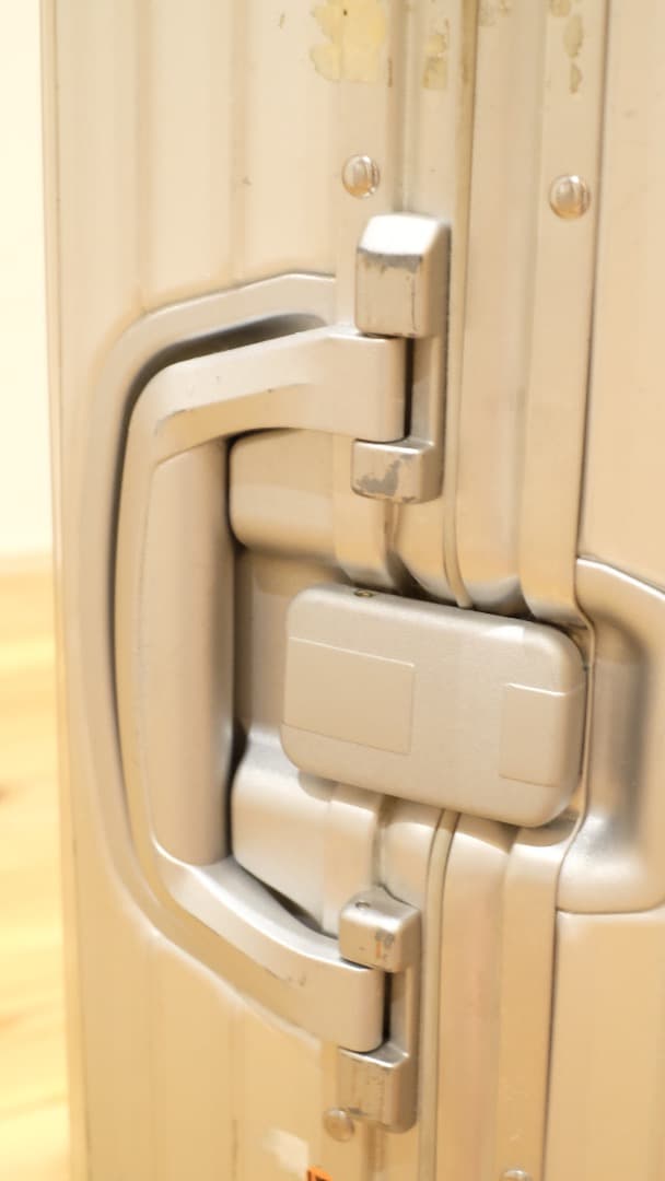 RIMOWA リモワ　TOPAS トパーズ　シルバー　TSA承認ロック