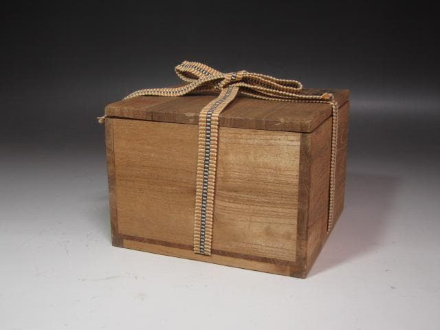 ☆　岡本欣三　黒釉茶碗　手になじむ一品です☆y256