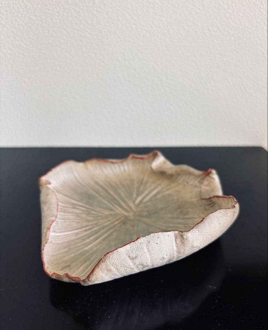 林みちよ　紅縁銀彩皿（No.9）　菓子皿　オブジェ　アート　茶道