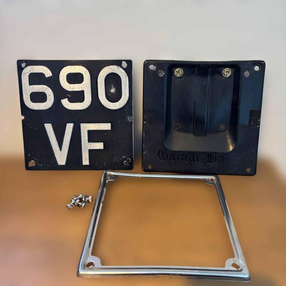 イギリスビンテージ　 バイクナンバープレート 付属品ナンバーステー