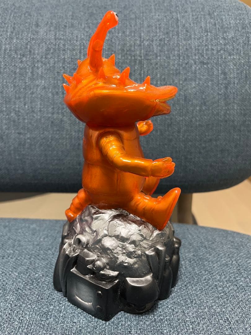 マーミット 怪獣天国 カネゴン貯金箱　開田裕治イラスト版　クリア仕様 マルサン