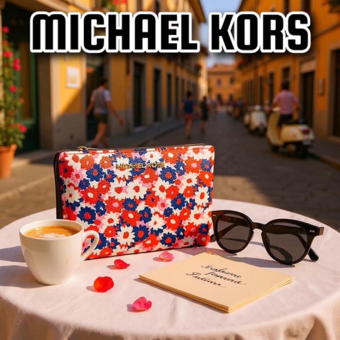 新品✨MICHAEL KORS✨マイケルコース✨花柄✨財布✨レディース✨二つ折り