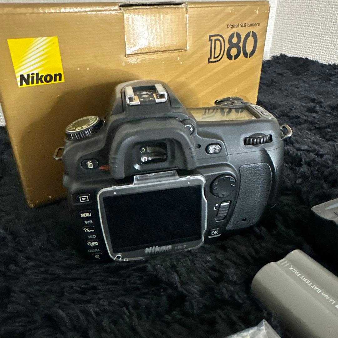 Nikon D80 デジタル一眼カメラ 付属品多数 箱付き
