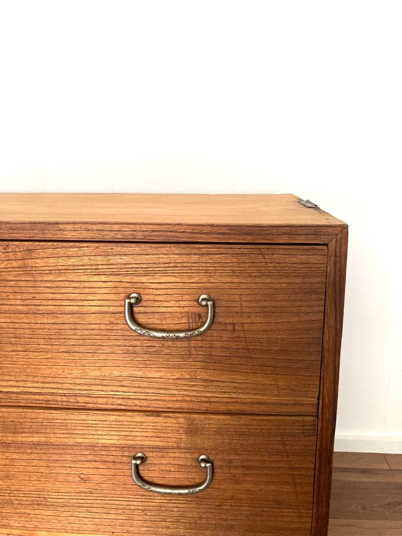 【メンテ済】アンティークの収納棚　ローボード　テレビ台　総桐　引出し3杯