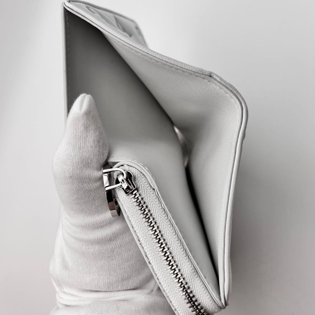 SALE価格❣️【未使用品】ルイヴィトン ポルトフォイユ ルー 二つ折り財布