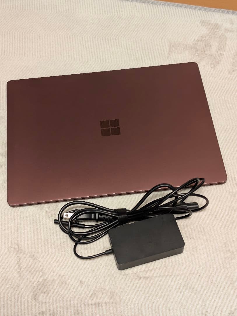 の*♪様 【オークション！】Microsoft Surface Laptop 2
