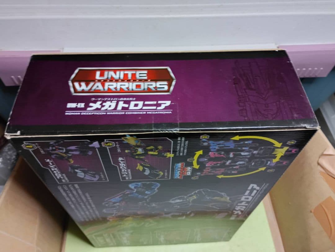 超激レア!中古品トランスフォーマー ウーマンデストロン合体女兵士メガトロニア
