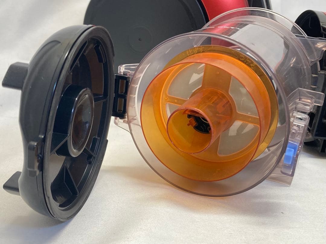 2021年製　日立サイクロン掃除機　CV-SP900J