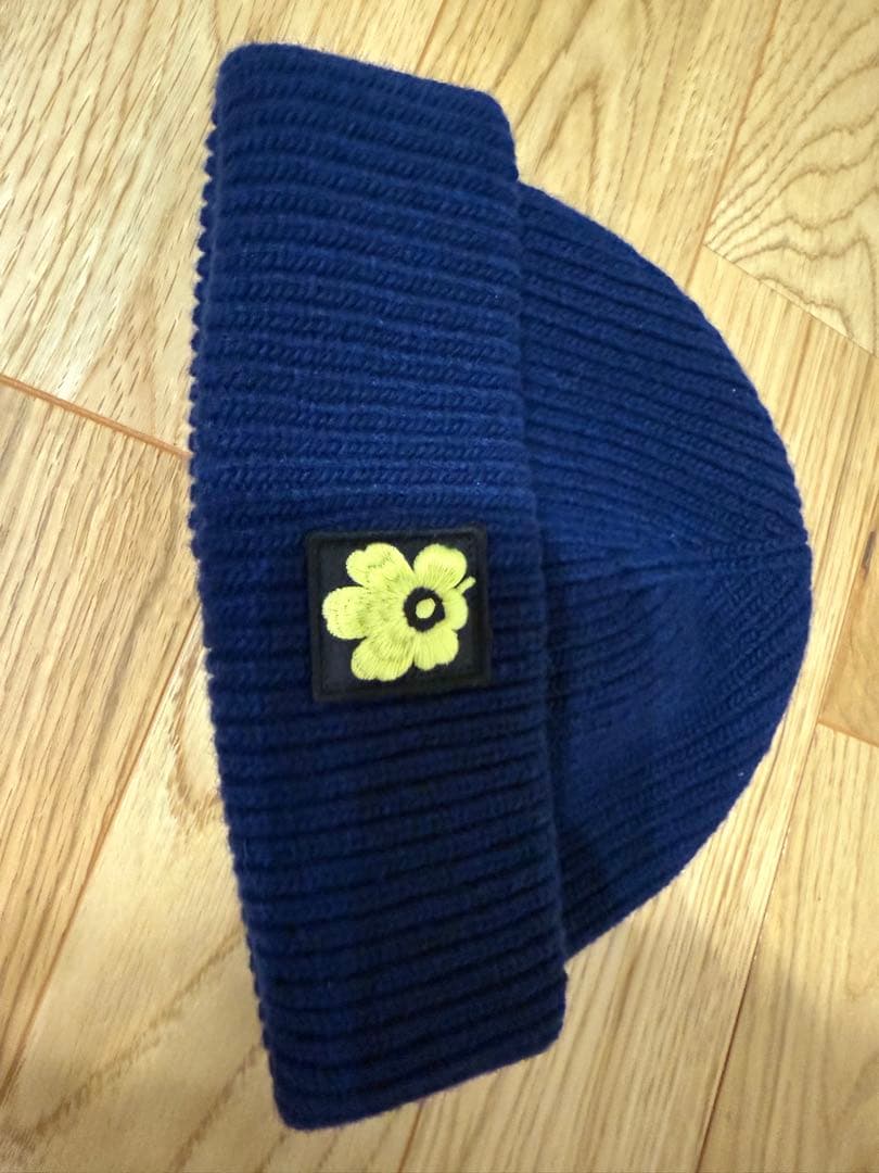 マリメッコ　Roihua Solid ビーニー