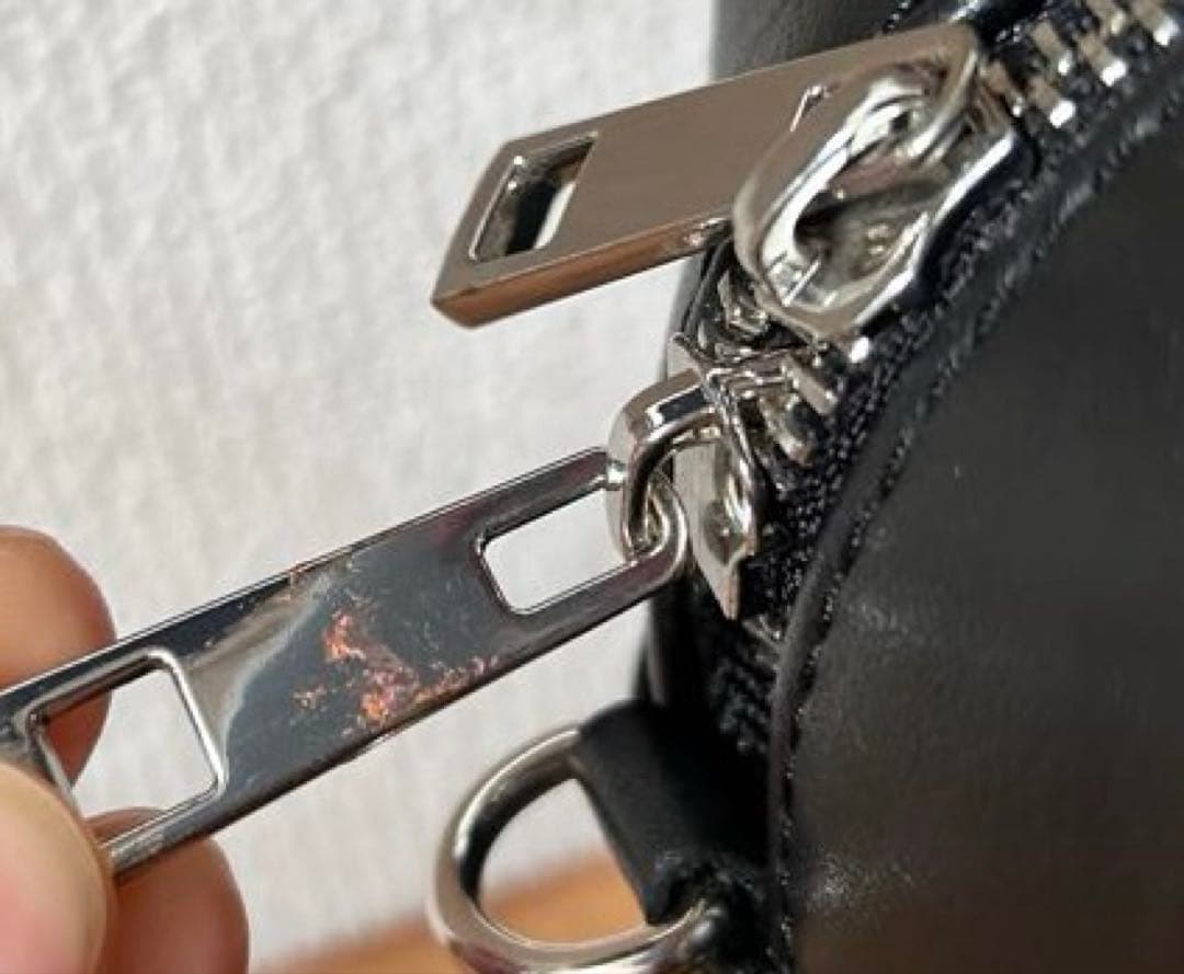 CHRISTIAN VILLA ミニスクエアショルダーバッグ