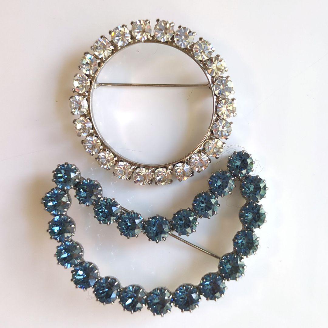 アッシュペーフランス レンヌ・ロザリー クリスタルブローチ2点セット