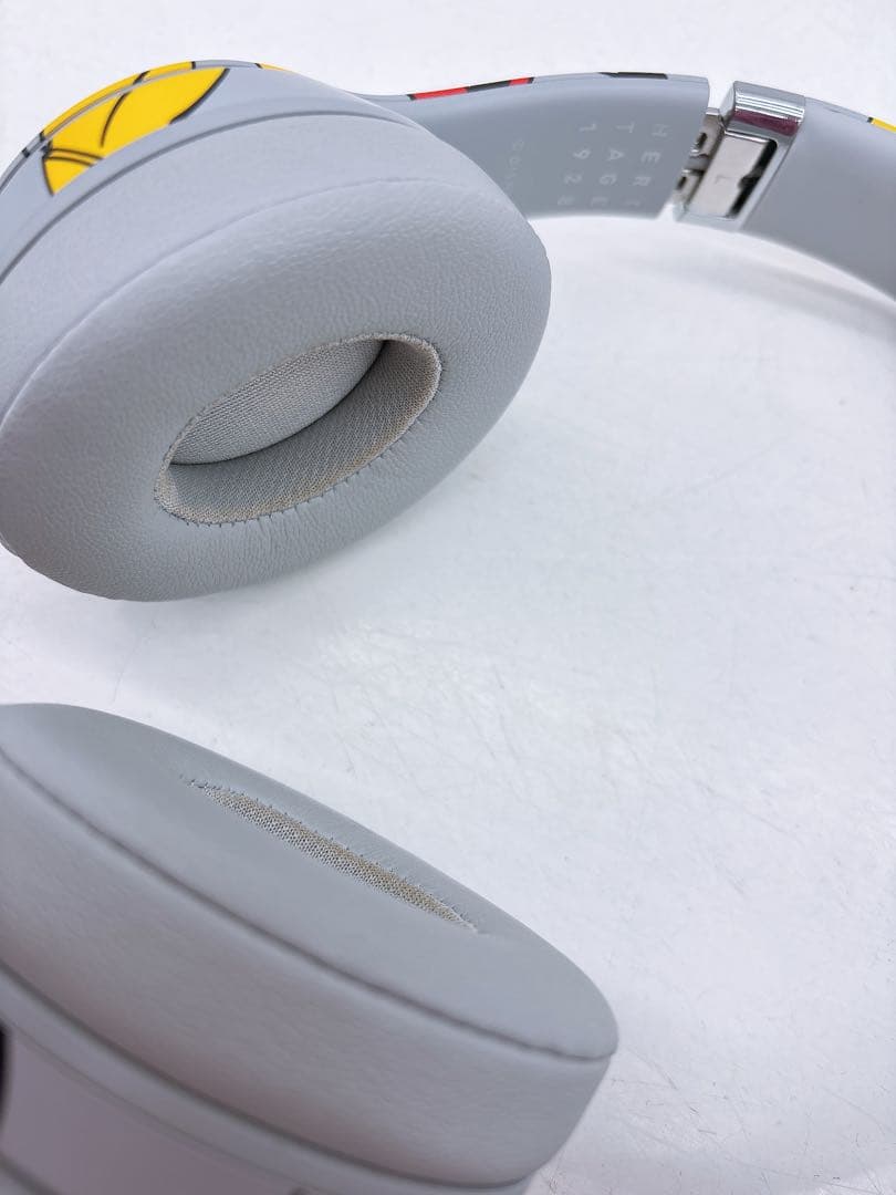 Beats Solo3 Wireless ミッキー90周年記念希少