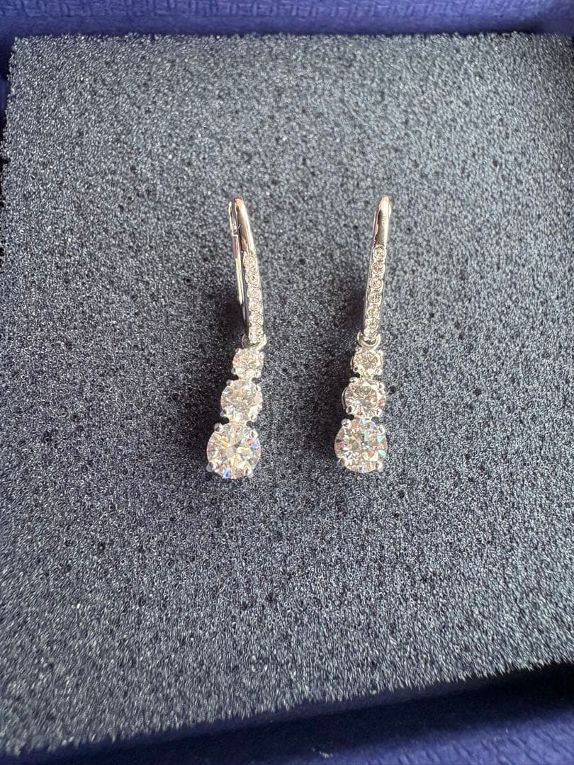 Swarovski クリスタルピアス シルバー