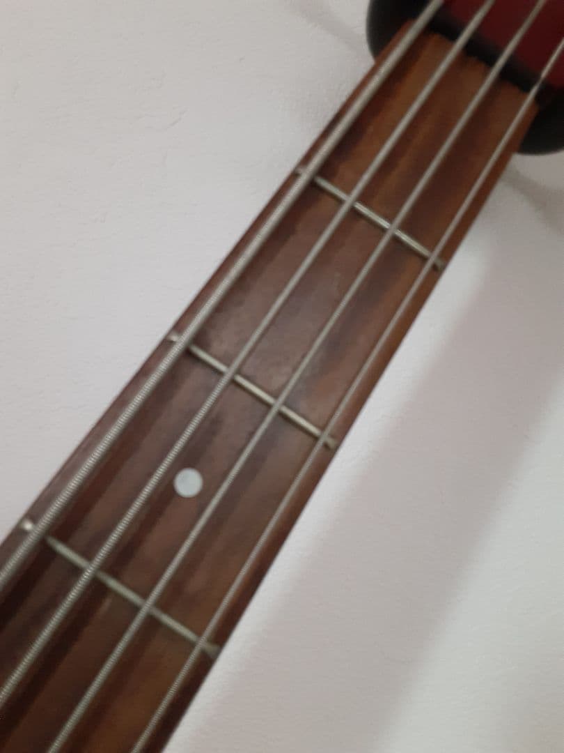 メルカリ便　Yamaha ヤマハ　trbx304 エレキベース　ケース付き