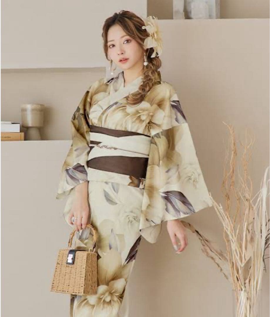 Sugar ブラウンベージュクラシックフラワー浴衣