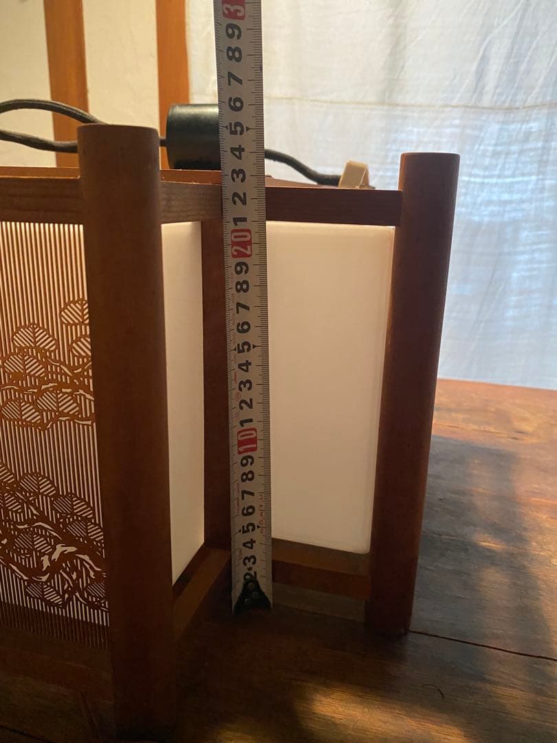 昭和レトロ 吊り下げ照明 乳白アクリル×格子細工 50cm角 E26×4灯