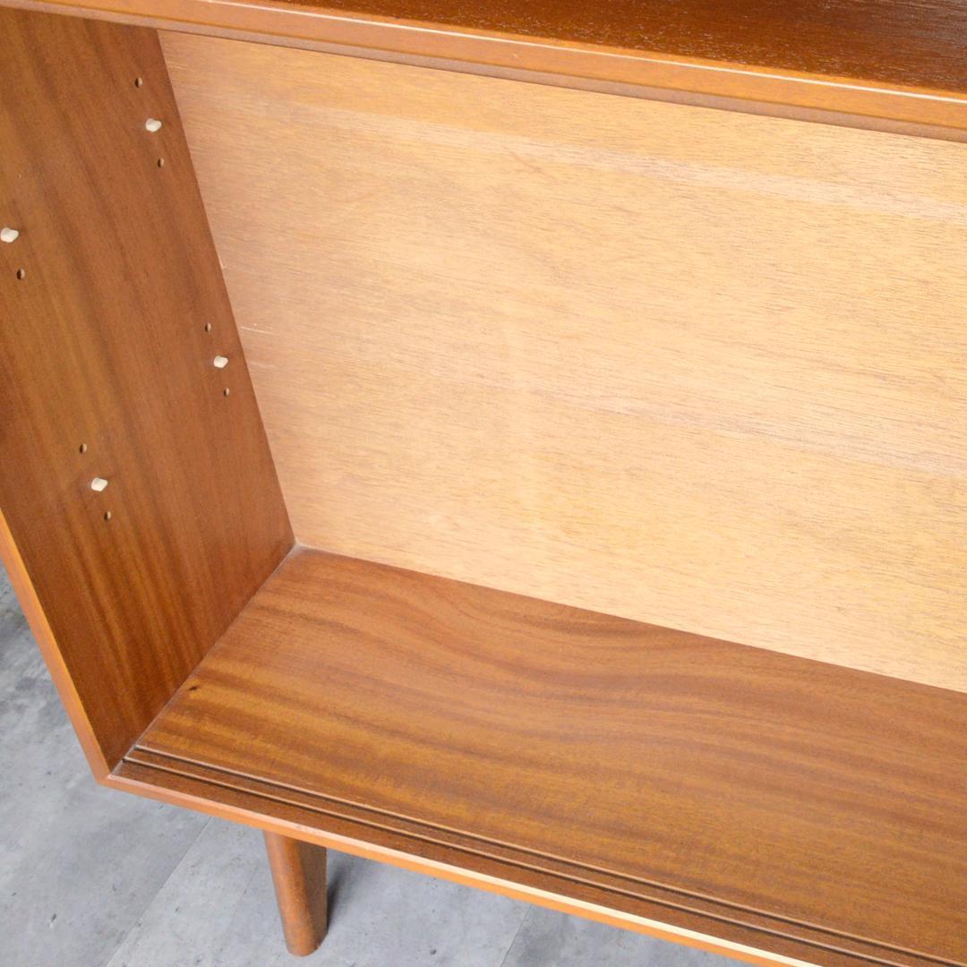 イギリスヴィンテージ ガラスキャビネット サイドボード ショーケース 飾り棚