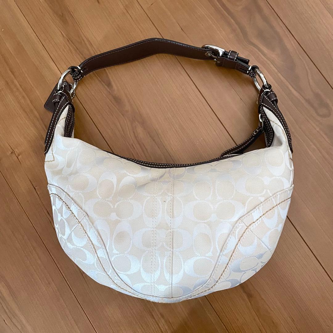 【美品】COACH ワンショルダーバッグ 10074 シグネチャー ソーホー