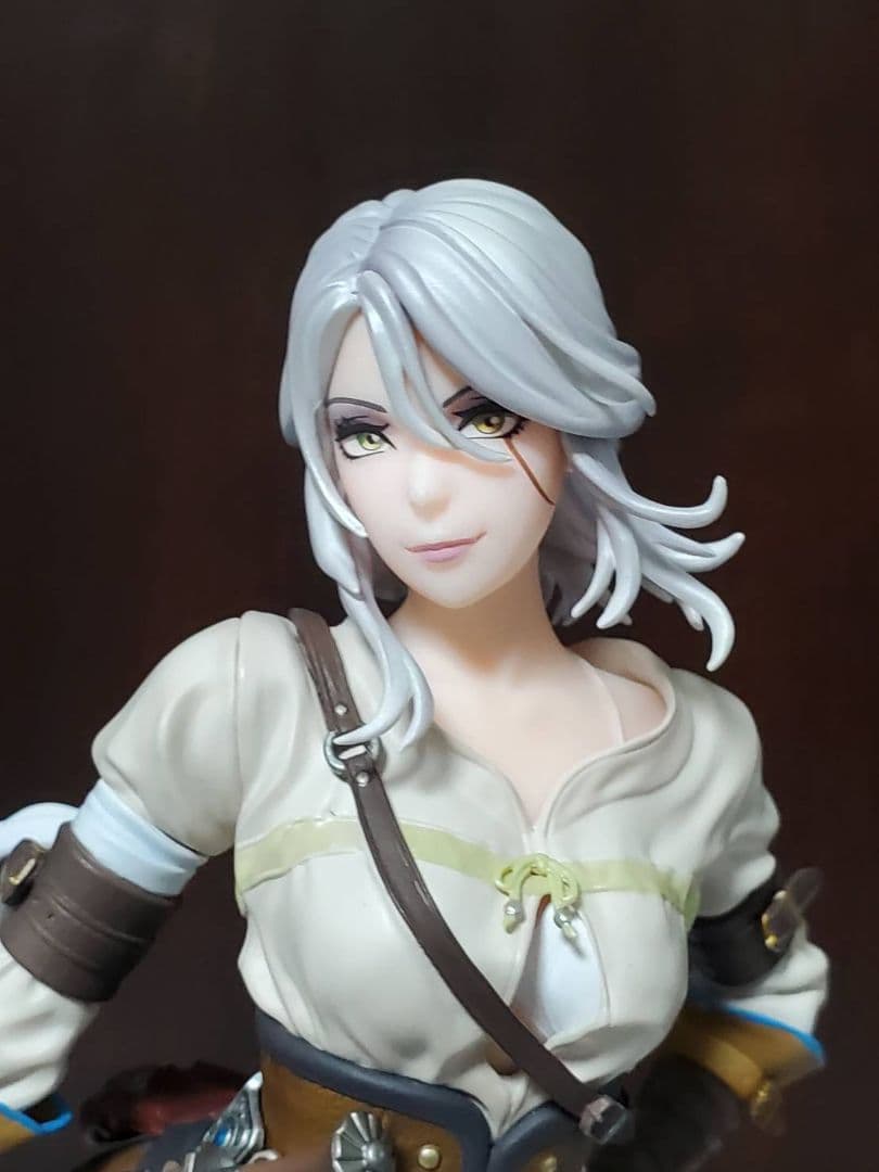 ウィッチャー　シリ　フィギュア