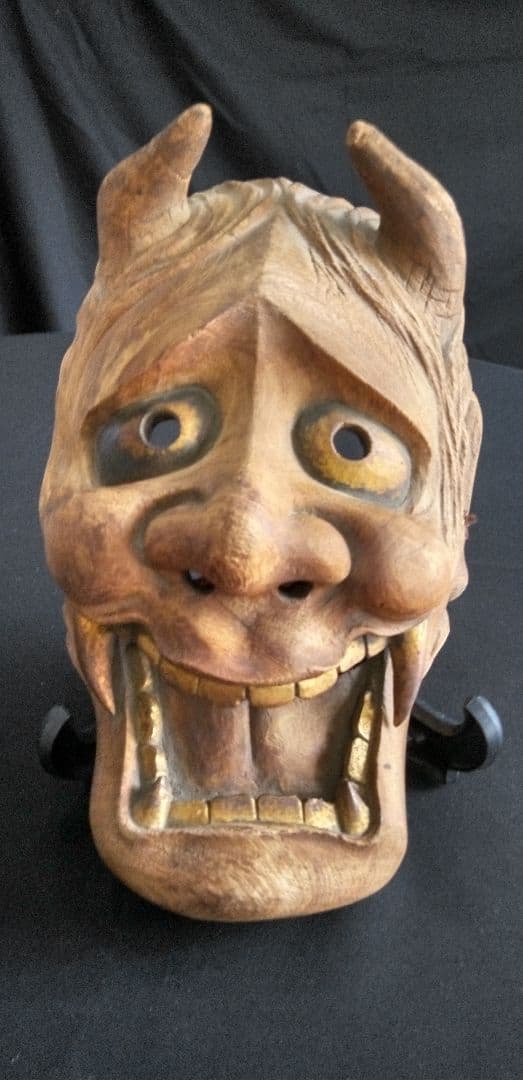 s*2様 般若、木彫お面 角付き 茶色