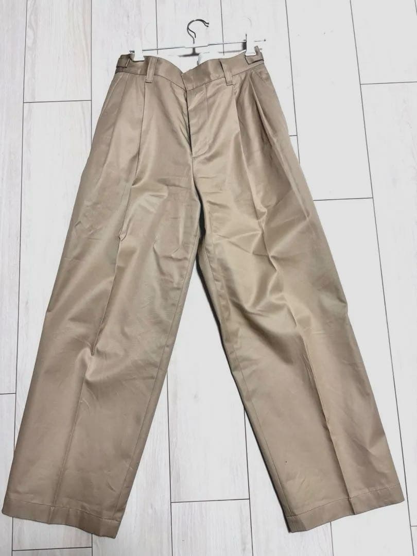 2tuck straight pants (Beige)サイズ1