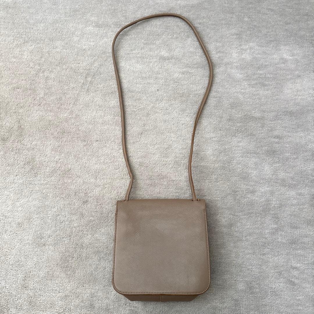 イルビゾンテ　ショルダーバッグ　グレー