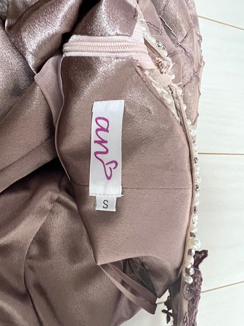 an Vネック ナイトドレス Sサイズ