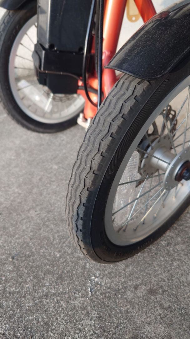 （ホワイト）けんきゃくん 電動四輪自転車