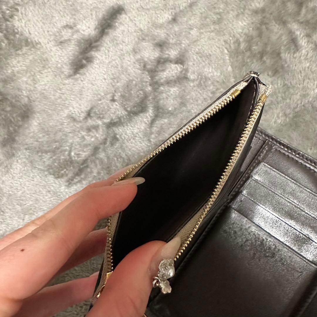 Louis Vuitton ポルトフォイユ・カプシーヌ コンパクト