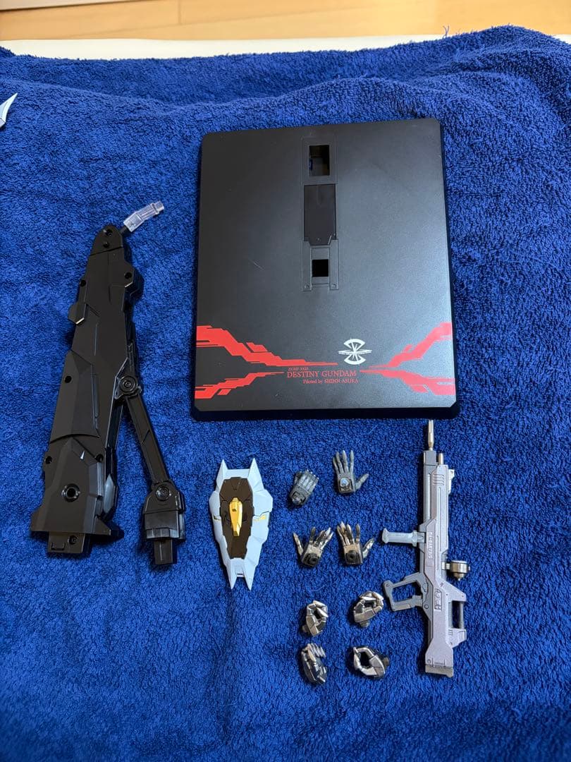 メタルビルド デスティニーガンダム