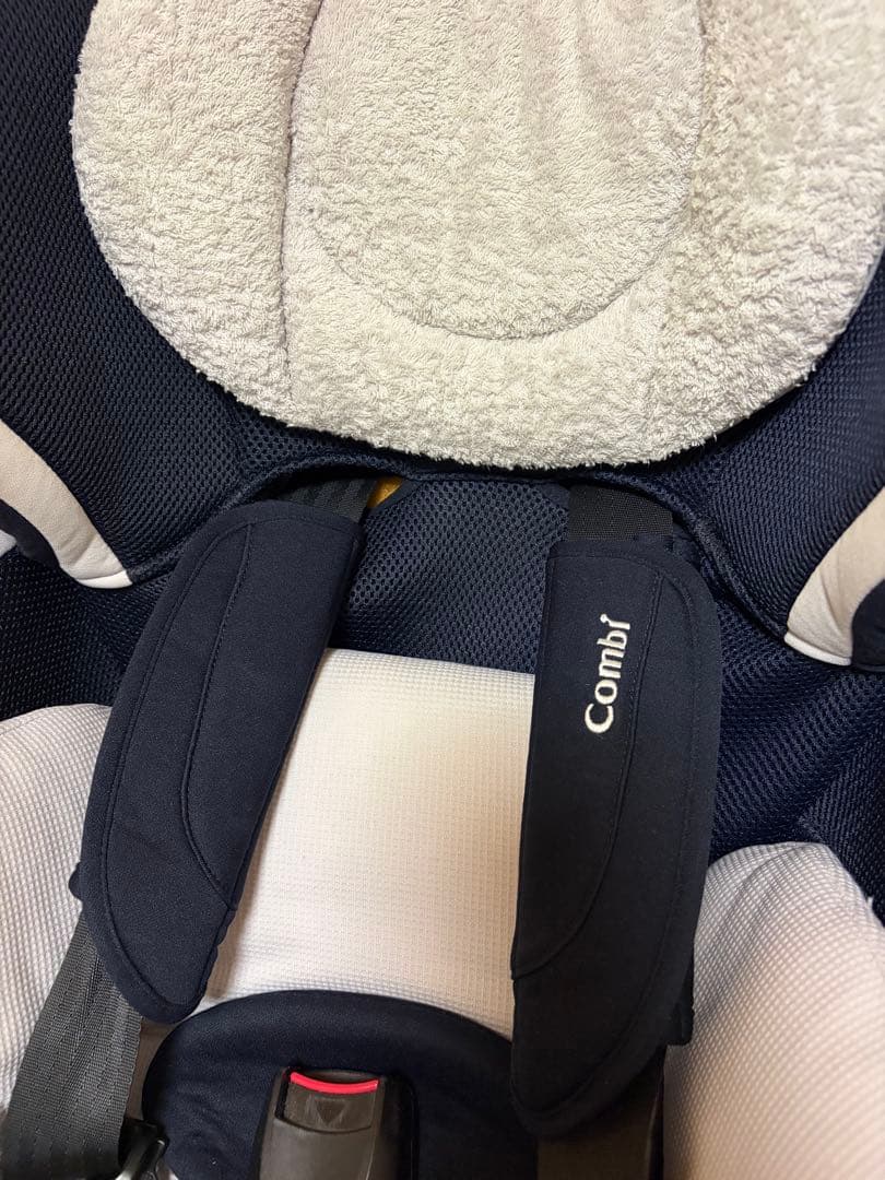 コンビ　チャイルドシート　クルムーヴスマート isofix