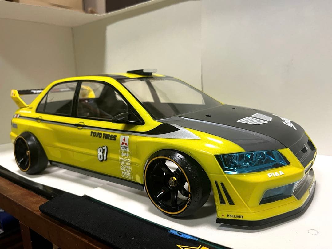 ラジコン 1/10 タミヤ 三菱ランサーエボリューションⅦボディのみ。未走行