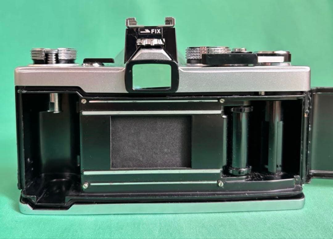 ★ OLYMPUS OM-1 (使用説明書付) + ★ 標準レンズ 50mm