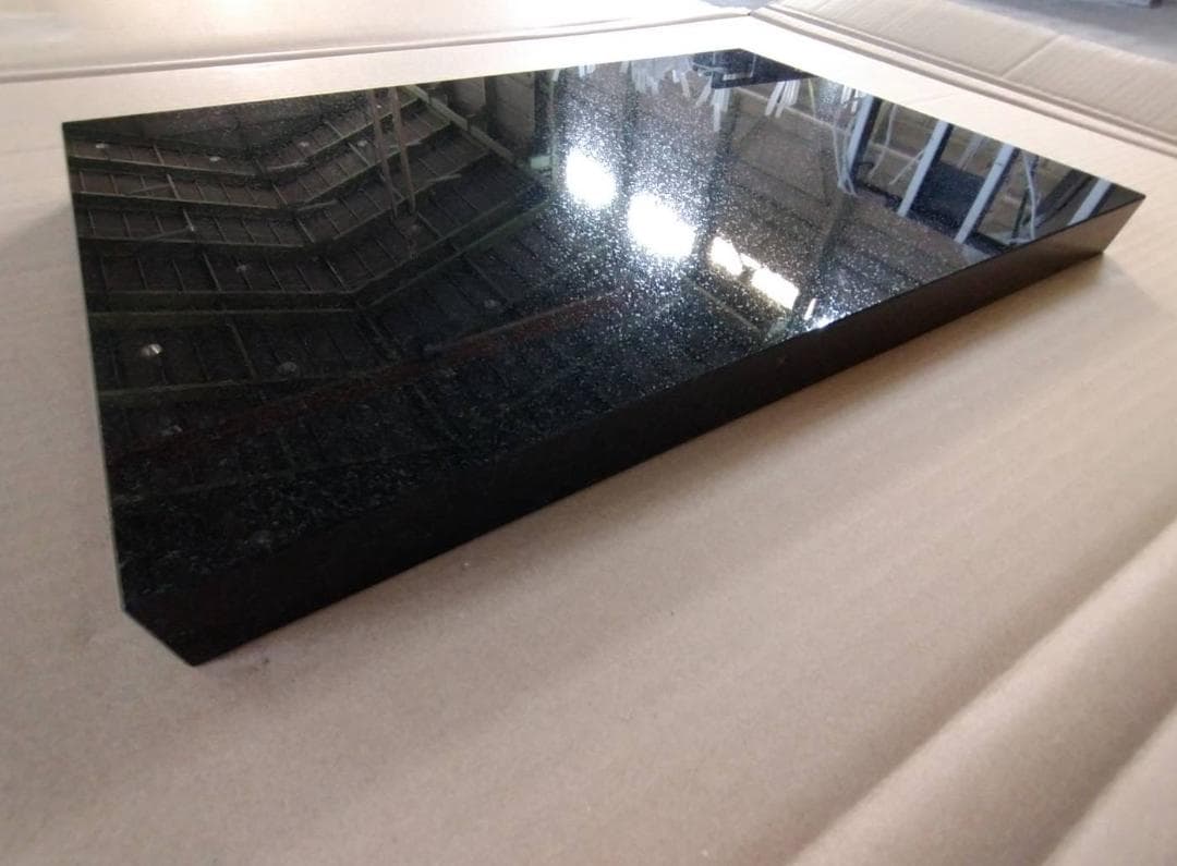 ●天然黒御影石 オーディオボード●450×300×30●5面磨き　送料無料