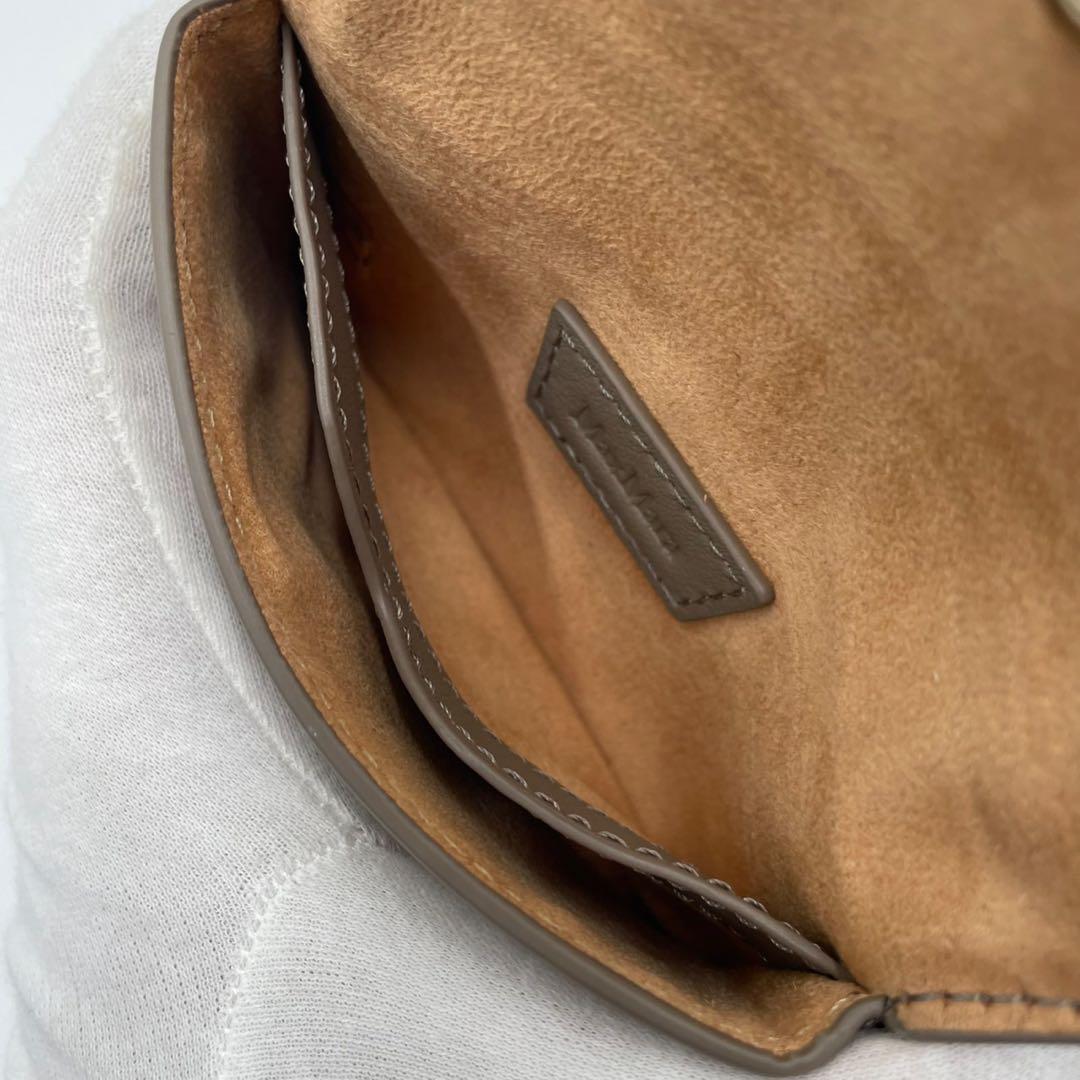 【未使用級】 マックスマーラ カーフレザー ストラップ マルチケース グレージュ