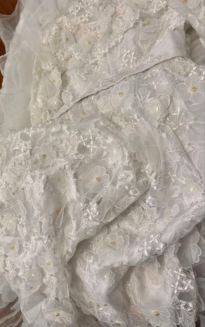 日本製 ヴィンテージ　贅沢な高級レース ウェディングドレス 9号　レトロ