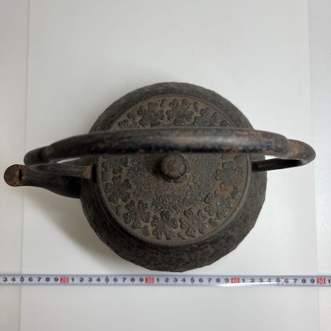 南部鉄瓶　岩鋳　桜尽　2608g 東N7-0902③