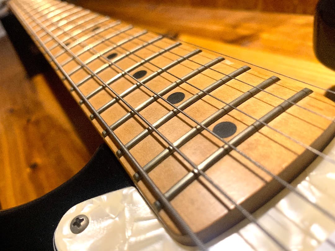 Fender Mexico | POWERHOUSE (ミッドブースター搭載)