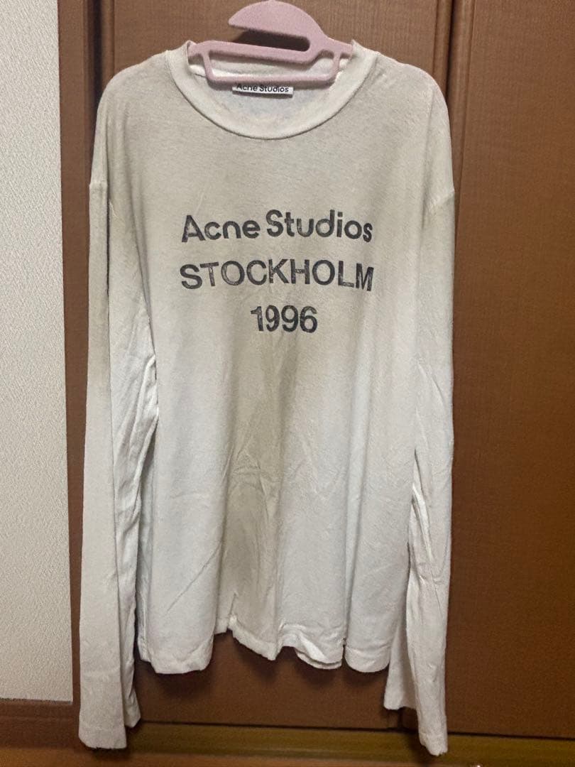 Acne Studios 長袖Tシャツ STOCKHOLM 1996