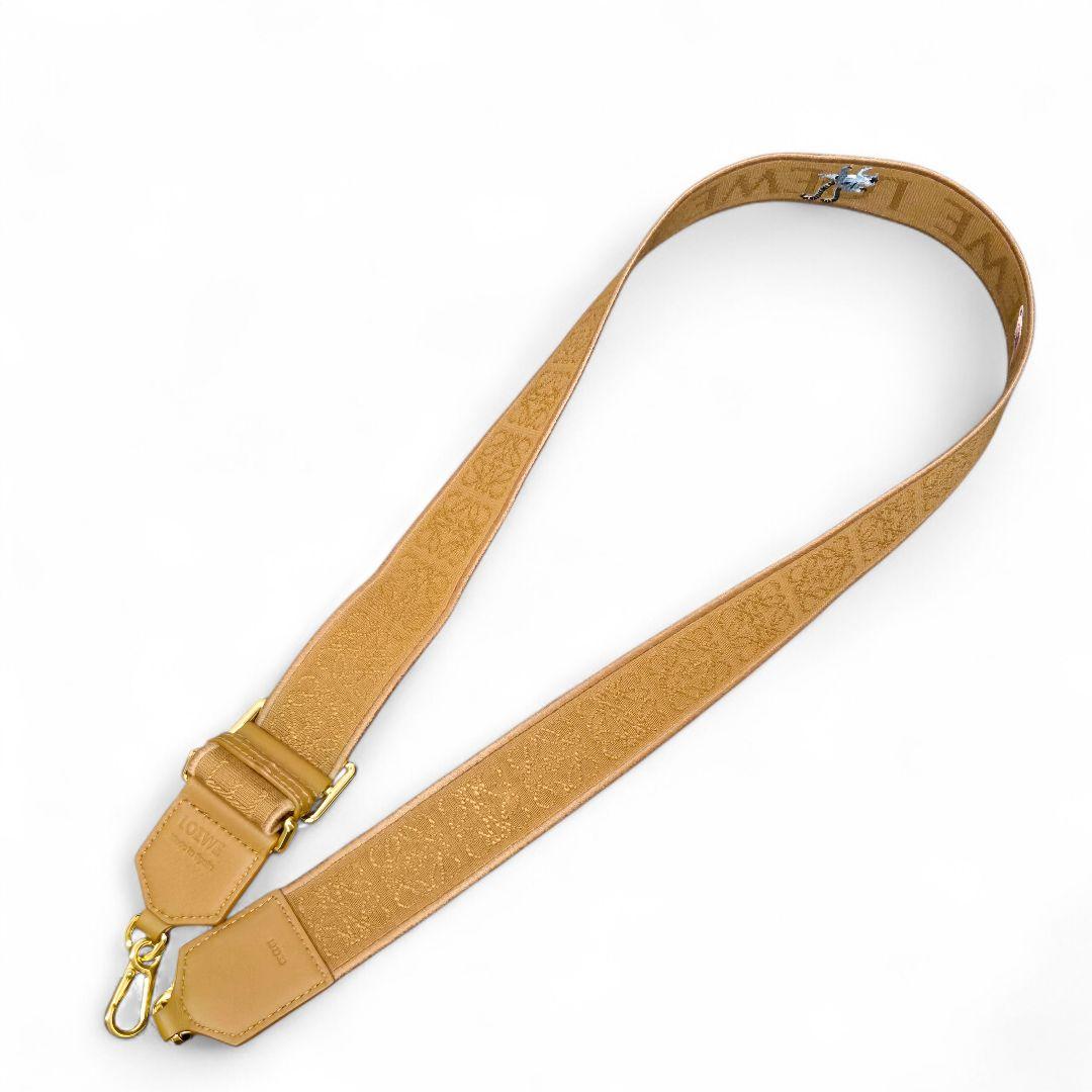 極美品✨ロエベ アナグラム ショルダーストラップ スナフジタ ワオキツネザル