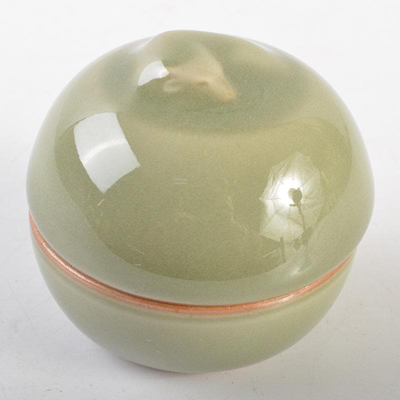 茶道具　諏訪蘇山作　青磁　牛　香合　共箱　M　R7261