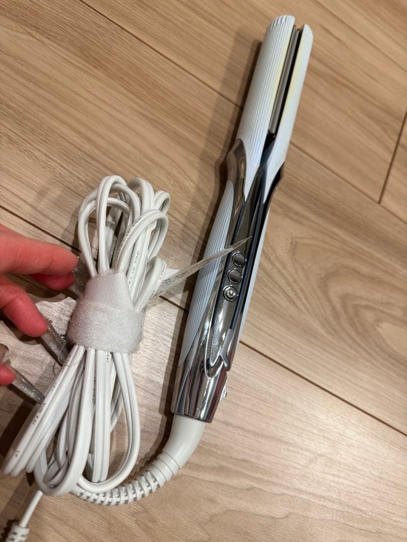 ReFaホワイト ストレートヘアアイロン