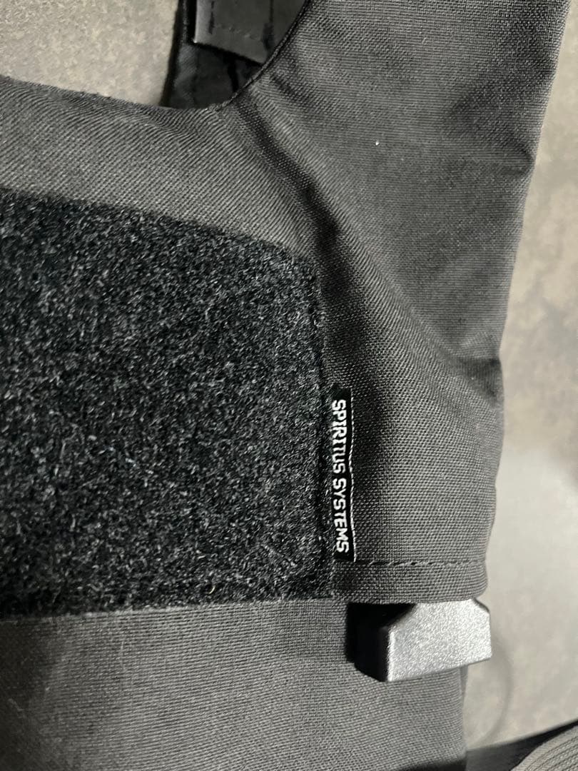 Spiritus Systems ブラック プレートキャリア